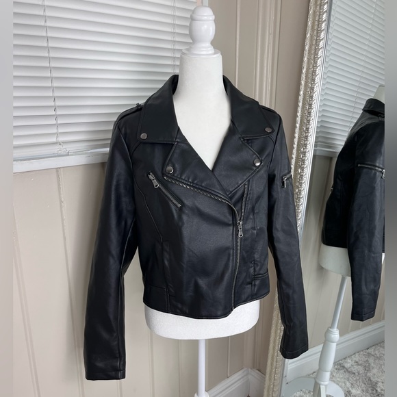 Halloween Costume Riverdale South Side Serpent Leather Jacket - Picture 2 of 4